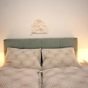https://ferienwohnung-klimt.vienna-besthotels.com
